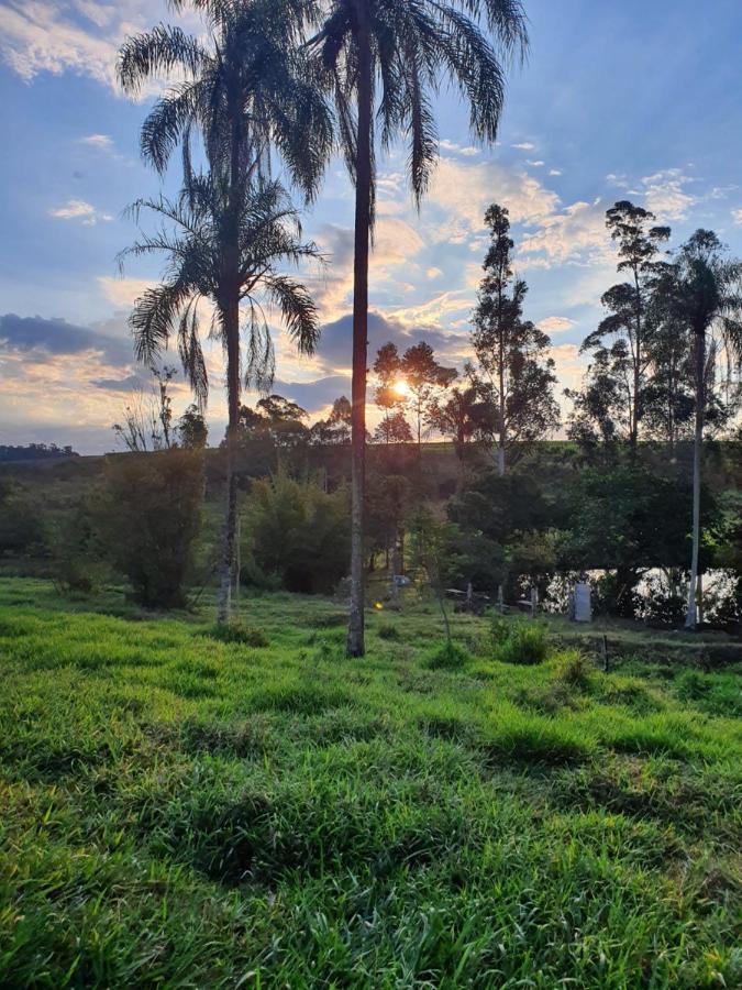 Casa De Campo - Sitio Santana Dos Laranjais Villa Brotas Eksteriør bilde